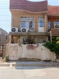 ١٠٠م • ٣ طوابق • منفصلتين
