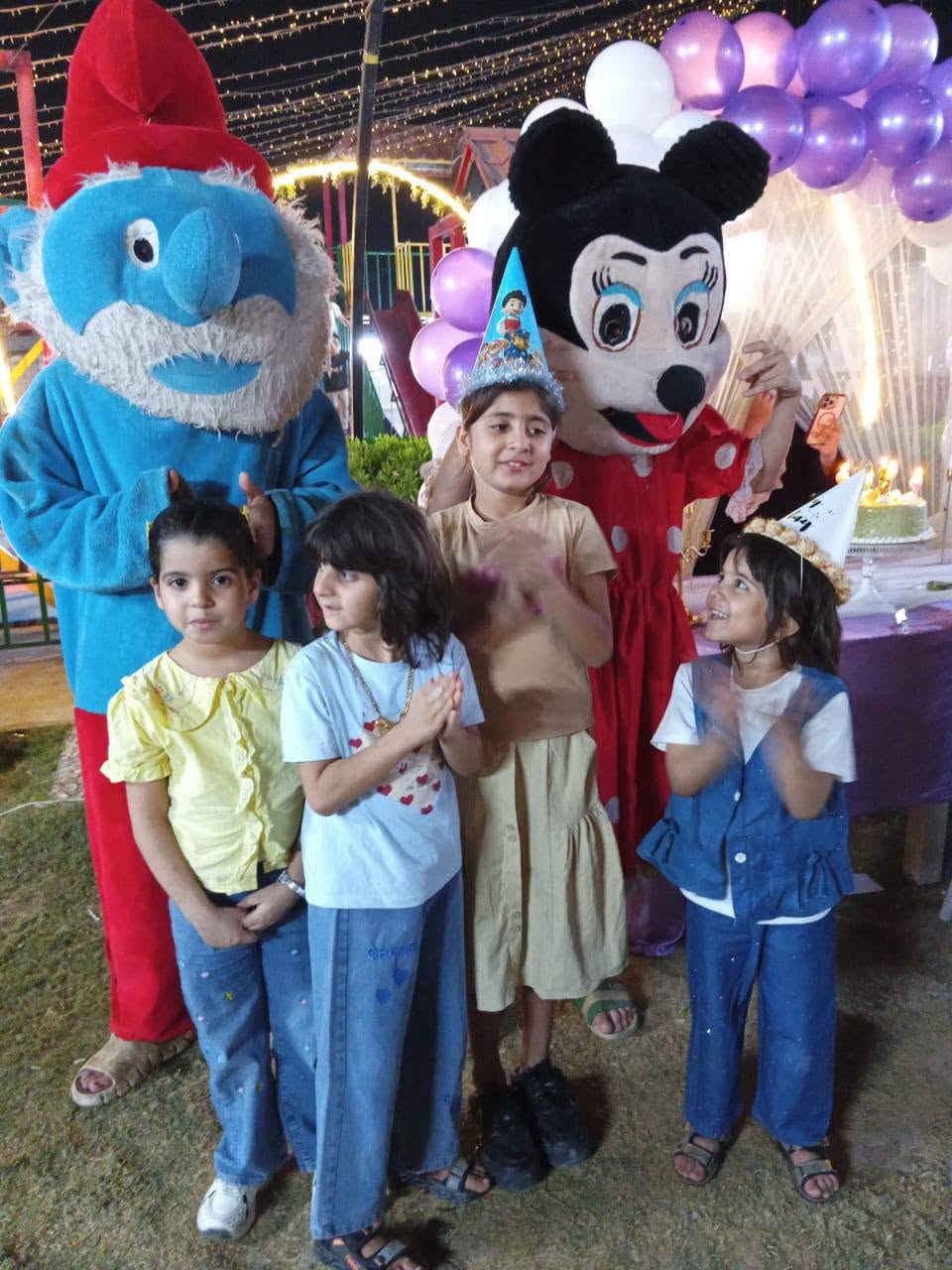 عيد ميلاد منسه في متنزه نيو دي العائلي في الدورة
سعر الحجز والتزيين كامل ب35 الف مع الدمى ودي جي وتصوير للحجز ***********

