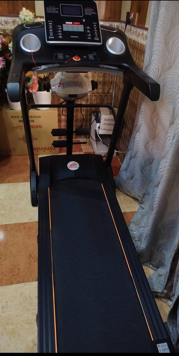 جهاز رياضه كهربائي  مستعمل قليل جدآ  نضاقه 100%
السعر( 325 ) دبل ماطور  نظام جبلي  عداد دقات القلب
عداد الوقت عداد حرق الدهون بي مواصفات اخره  سماعات ام بي ثري ***********
