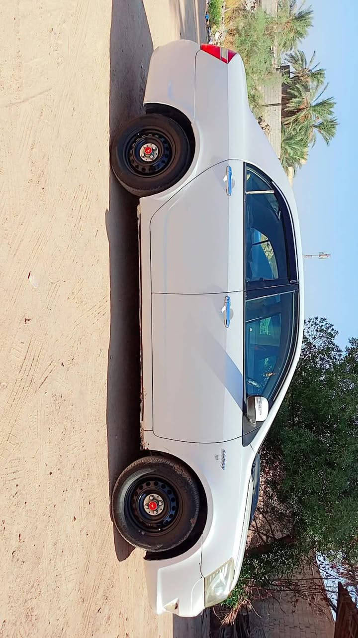 سلام عليكم جيلي موبل للبيع موديل/ 12
 السياره مابيها اي نقص
/ رقم بغداد 
 تدفئة /تبريد /شاشة /كامرة /حساسات/
السياره جاهزه من كلشي مكان بابل الحصوه 
للاستفسار/***********
