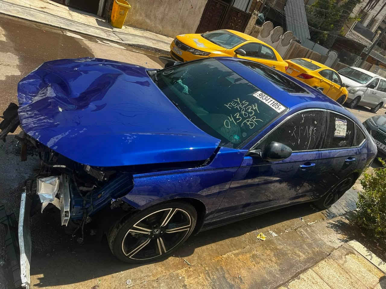 هوندا اكورد 24 دخول جديد
فول مواصفات بسمي دخول جديد مكاني بغداد السيدية 
السعر 155 قفل ماشية 33 الف حادث بنيد وخشم الجاملغ للاستفسار 
واتساب ***********
