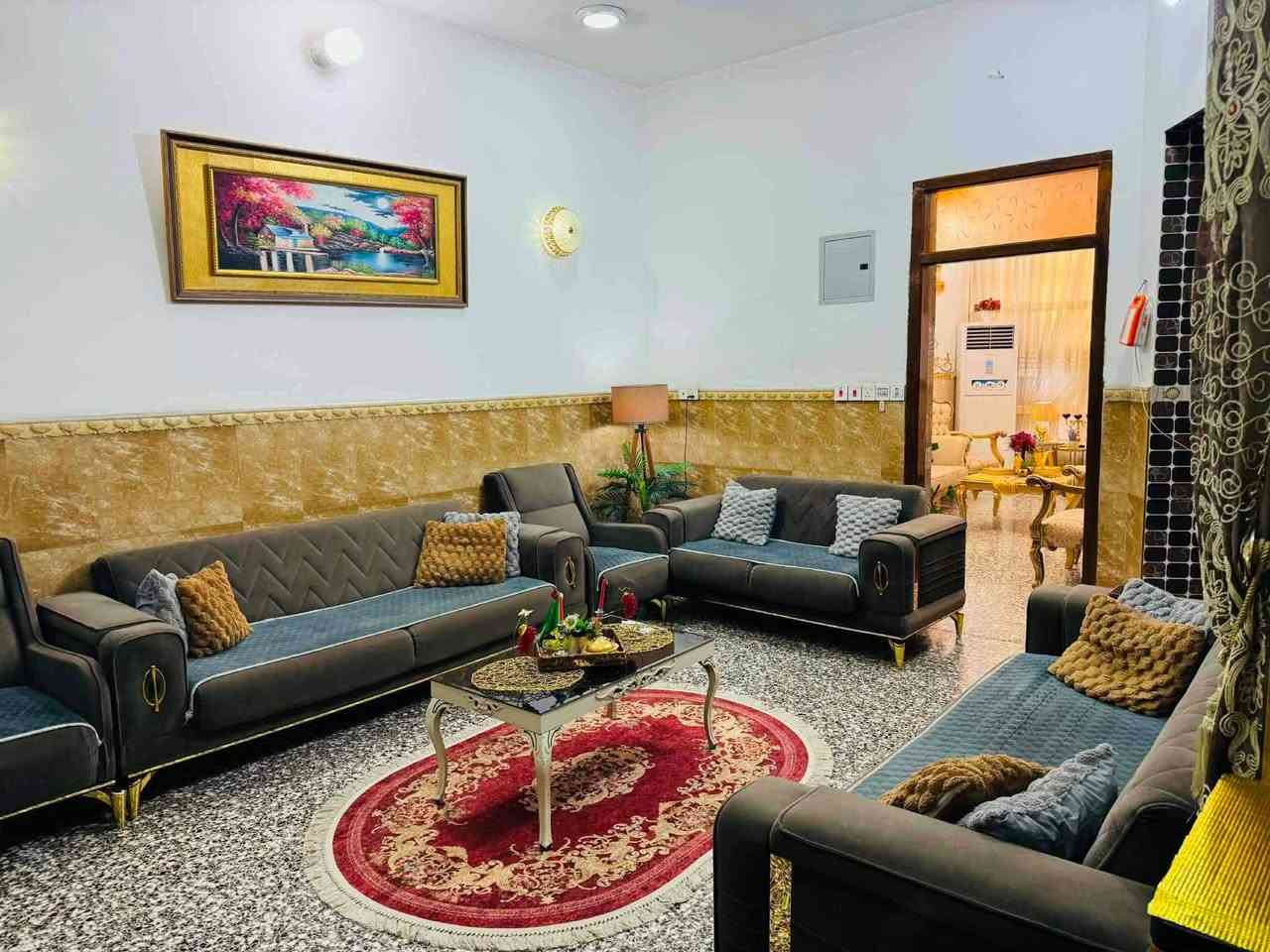 خلف معرض رضا حسون • ١٢٥م • طابقين