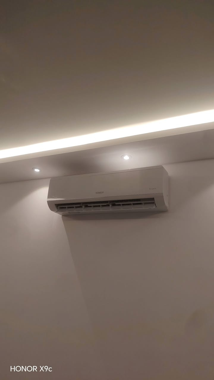 ورشة تبريد متنقلة في بغداد
نصب سبالت ❄️ صيانة ❄️ تجهيز ❄️ إدامة
نصلكم في جميع مناطق بغداد
✅ كادر فني ممتاز وسرعة في الانجاز
✅ ضمان في العمل والصيانة موسم كامل
✅ مستعدين لتجهيز وتركيب جميع انواع السبالت
✅ الصور المرفقة دليل الجودة في العمل

للاستفسار الاتصال او المراسلة 📞 
***********
يوجد واتساب

نص مكتوب في الصور:
- HONOR X9c