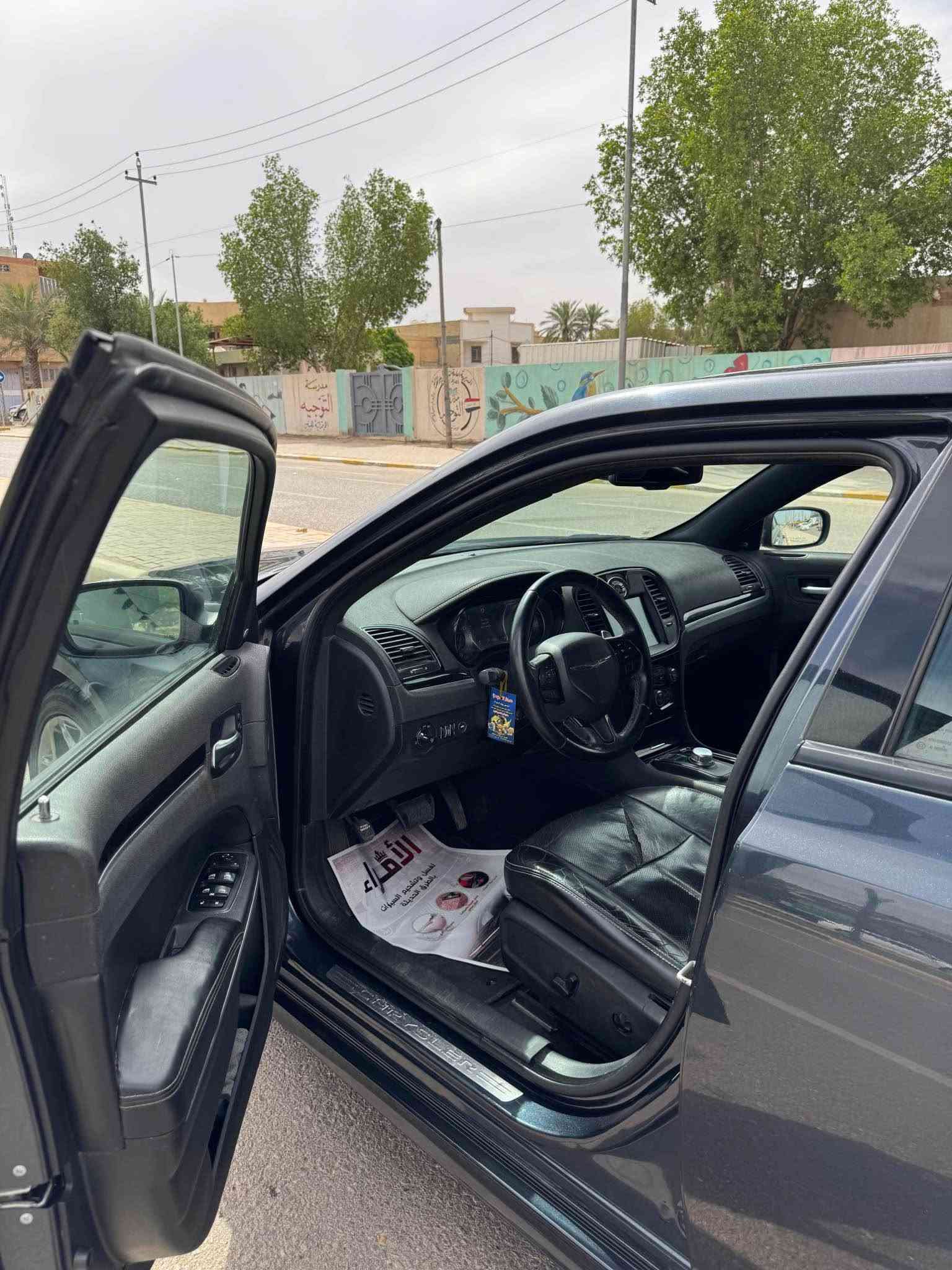 السلام عليكم للبيع اوباما 18 s فول 1/1 مواصفات s رقم كربلاء مميز  ب اسمي ماشيه 95mi مكان السياره كربلاء السعر 230 وبيها مجال قليل السياره بدون ايرباك الحادث خشم البنيد صور الحادث عل خاص لل استفسار *********** كربلاء, العراق
