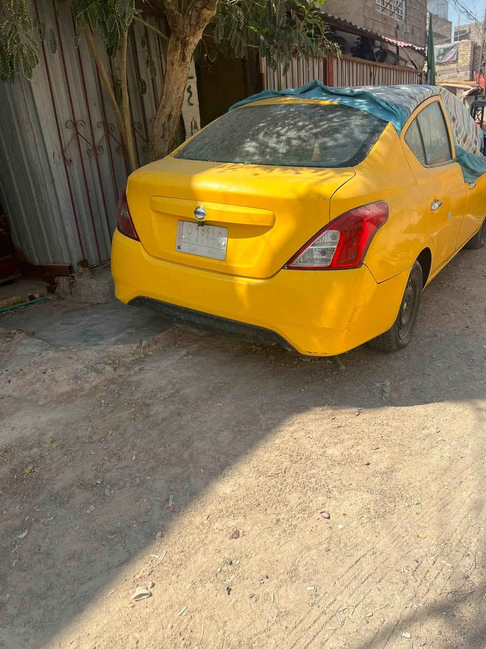 سلام عليكم سني هندي موديل 19 رقم بغداد بيها عطل بس الكير  سعرها 65  وهذا رقمي ***********
