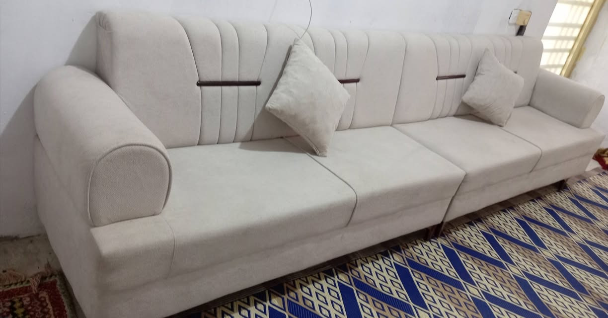 السلام عليكم تخم تفصال ١٨ مقعد مستخدم قليل السعر ٤٥٠ الف بي مجال قليل. 

رقم/***********
العنوان كاطون الرازي.
