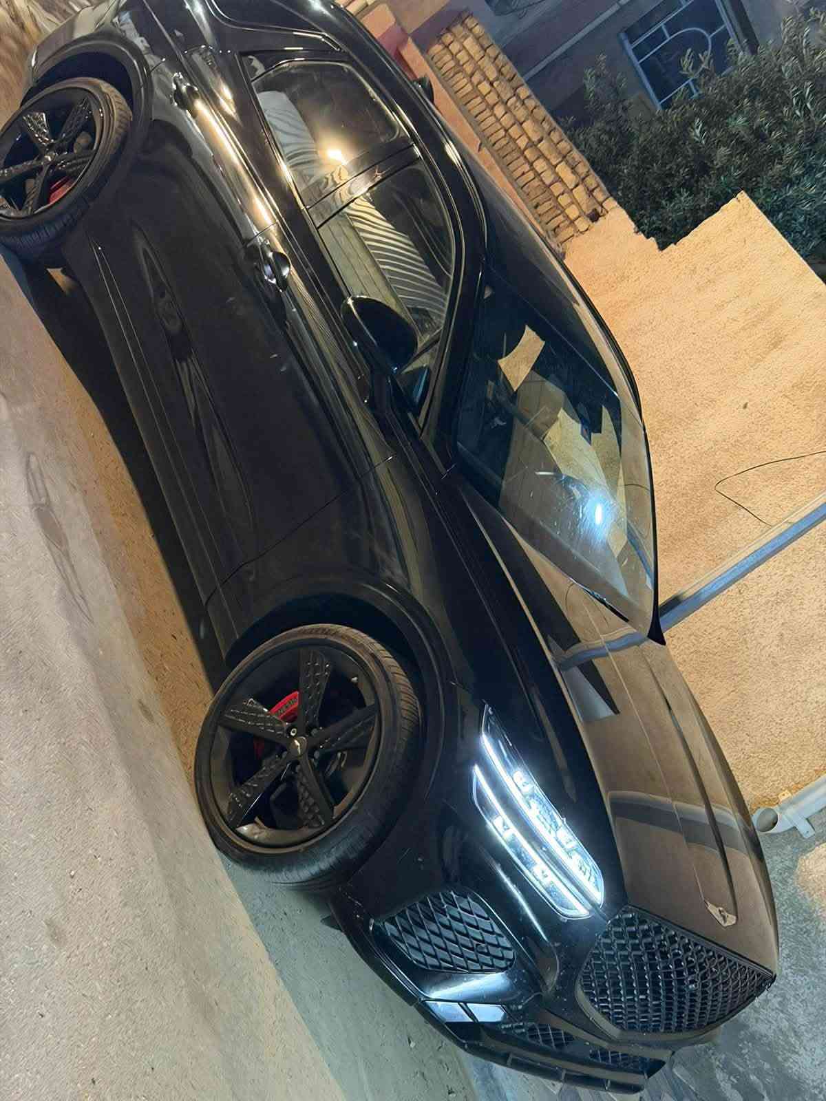 Genesis  GV70 S 2024  

‎ المحرك 6 سلندر / 3.5 تيربو       

أعلى مواصفات بجنسس 

  فتحة سقف (بانوراما)  

كامرات 360

كشن السايق مساج 

تشغيل عن بعد 

بانوراما  

5 وضعيات قياده 

كيجات ديجتل 

حساسات خلفي امامي

كشنات كهرباء

كشنات جلد اسود 

صندوك كهرباء شفط

كير ماوس 

شحن وايرليس 

تدفئه وتبريد بل كشنات 

فول تحكم 

رادارات 360

مري شفط 

ترحيب شعار جنسسز عن الاقتراب

سايد بريك بصمه

بصمة ابواب

تحديد مسار

كشن السايق ميموري

لايتات لد 

بكلايت لد

رادار امامي

اوتو هولد 

شفتات بالاستيرن

هيتر بالاستيرن 

شحن وايرليس 

استيرن كهرباء

ماوس تحكم

قطعتين تبريد

هيترات بالكشنات الخلفيه

تتقدم وترجع بل بصمه 

كامرات جانبيه 
 
حادث السياره خشم البنيد وربع جاملغ امامي جهة الصدر 

اخوان السياره احلى من الصور وجديده 

مكينه + كير + راديترات + لغود وشواصي مكفوله وشرط السونار 

🛑 السعر 355$وبيه مجال بسيط 🛑

رقم بغداد بأسمي مكاني ميسان/عواشه 

 للأستفسار ***********
