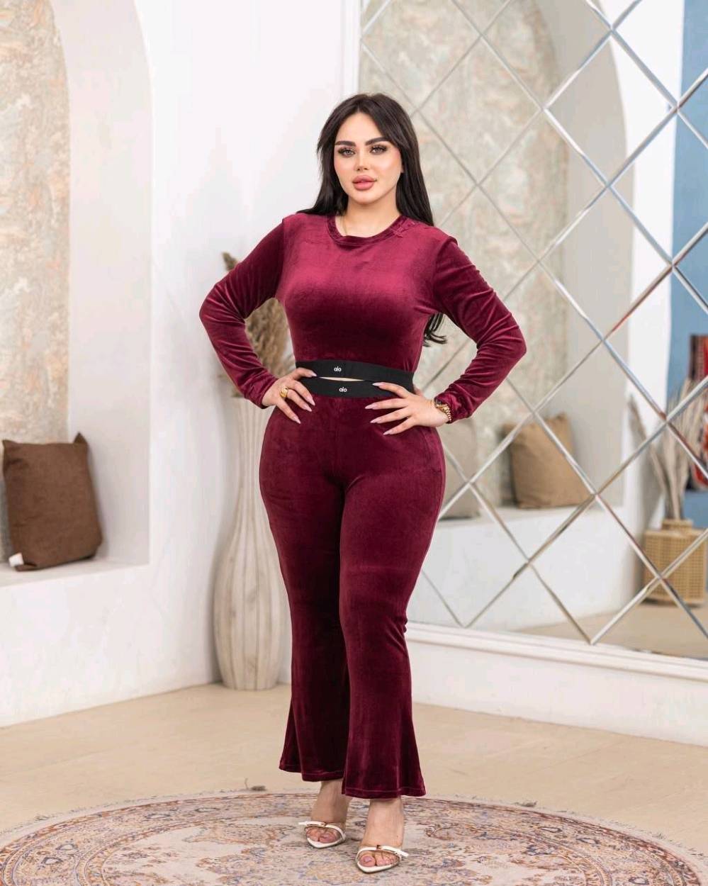 ✅ تراك نسائي

✅الخامه مخمل درجة أولى 

✅القياسات  L. XL. 2XL. 3XL

✅اقل طلب درزن 

✅سعر الدرزن 130 الف 🔥🔥