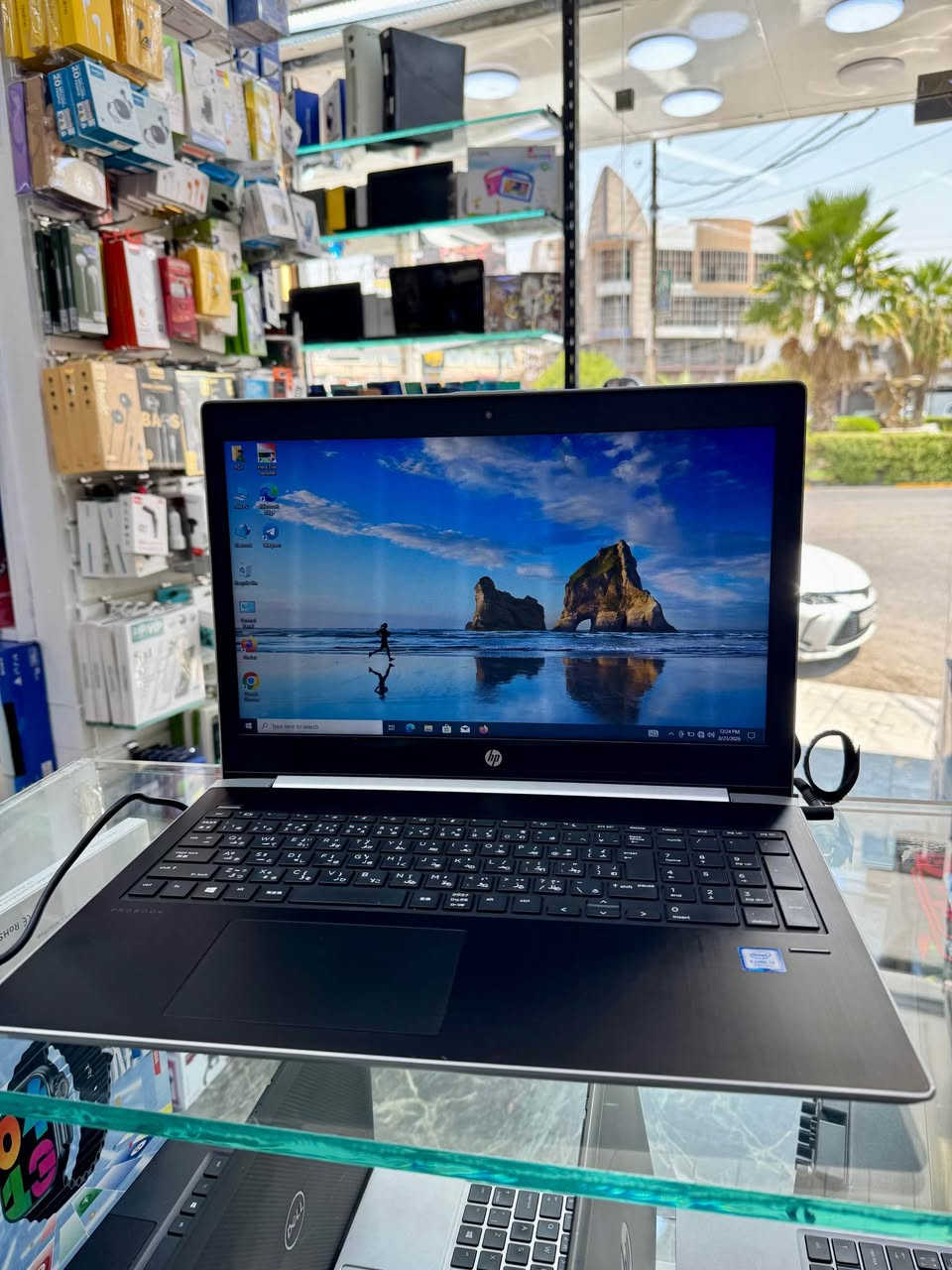 لابتوب core I 5 الجيل السابع
Ram 8 GB DDR4 قابل للتطوير 
هارد تخزين 256 SSD قابل للتطوير مع إمكانية إضافه هارد ثاني 
شاشه كبيرة بدقة عاليه حجم 15.6
كرت شاشه داخلي ٤ كيكا 
لابتوب نحيف جدا slim 
فق بسعر 215 الف دينار 
Fox store 
موصل الزهور 
***********
***********
يتوفر توصيل جميع محافظات العراق ٥ الف دينار فقط 🚚🚛 موصل, نينوى

