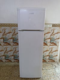 ثلاجه بيكو جديده تجميد ثلج سعرها 150 07819919926