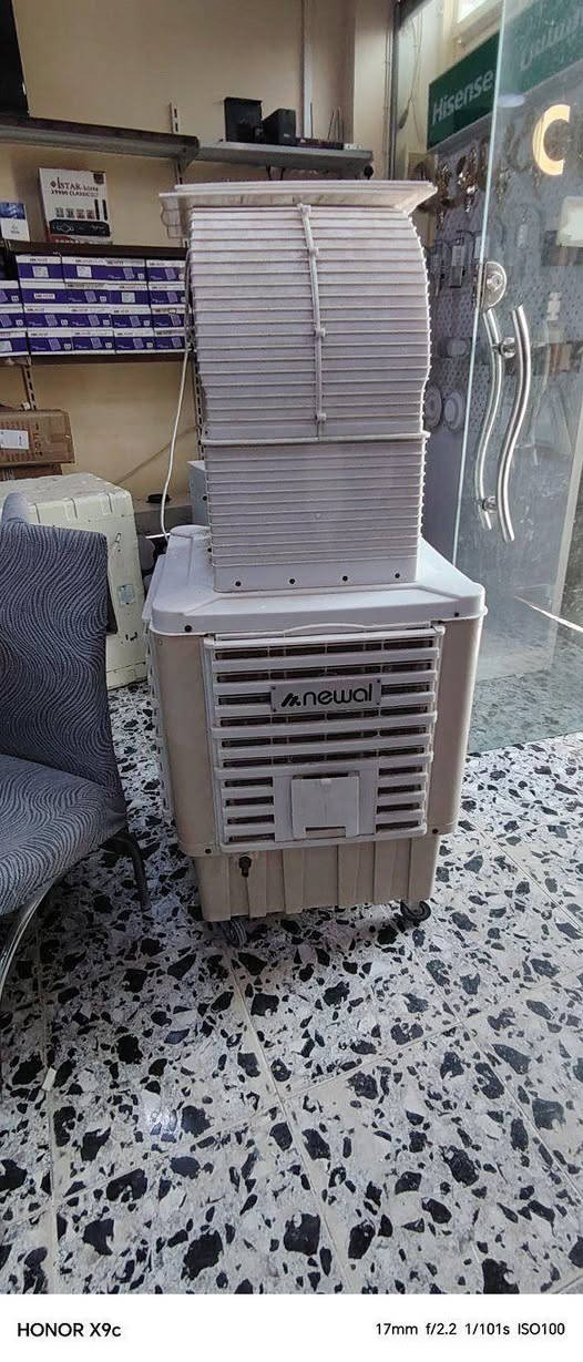 مبردة دكت نوال حجم  40 لتر السعر ٧٥ ملاحظة المبردة يسحب 7 أمبير اكو خلل بالماطور العنوان خانقين بانميل *********** خناقين, ديالى
