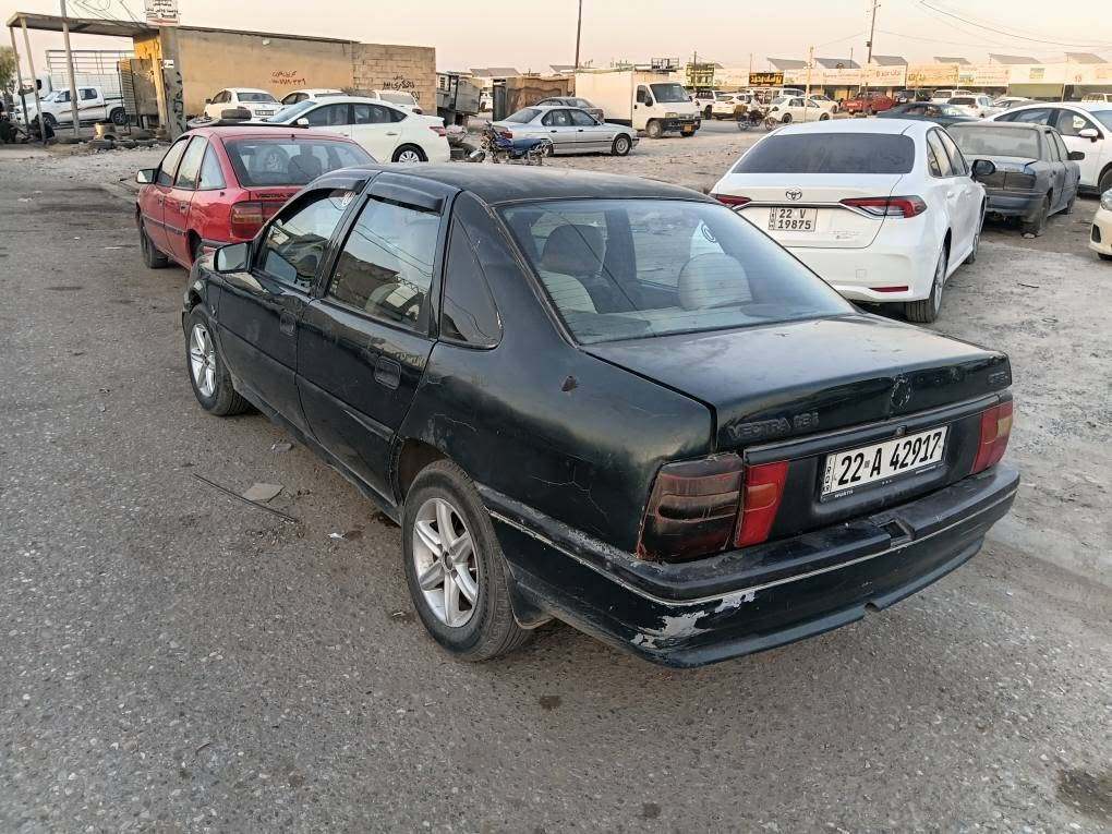 ئۆپل مودیل 92مەکینە 18توماتیک گیرو مەکینە بەشەرت تەحویل بەشەرت سەنەوی تازەیە لیدانی نیە براوەی نیە2وەرەقە غەرامەی لەسەرە قفل قفل 28سافی کەمتر نابی أربيل, العراق
