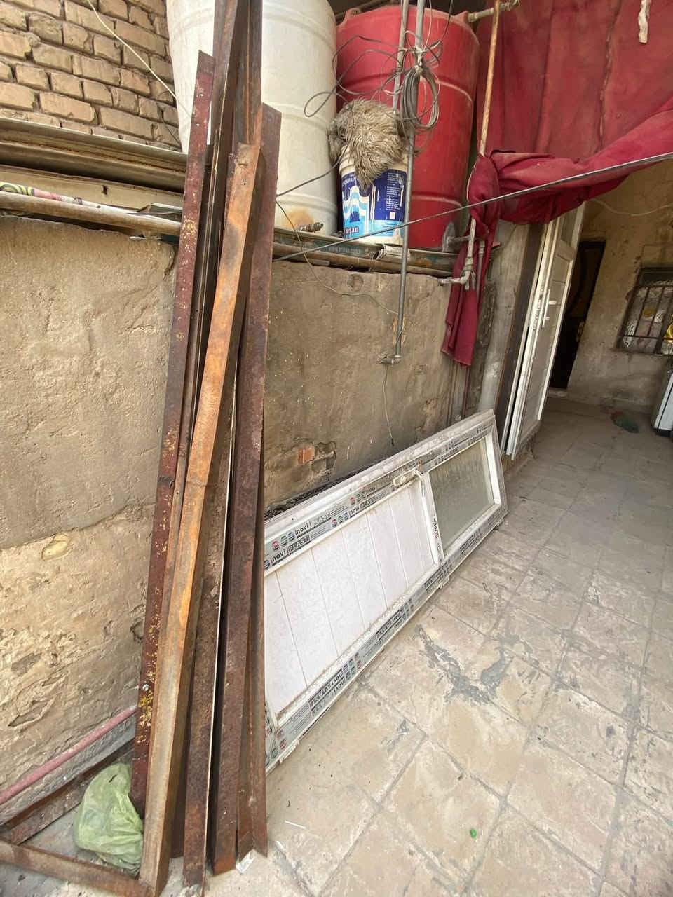 سندويش • ٨ قطع • ٢٫٥م