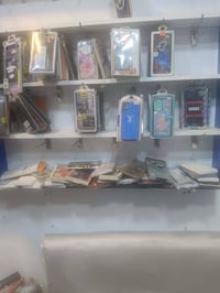 محل موبايلات • اكسسوارات متكاملة • كامرات ورفوف