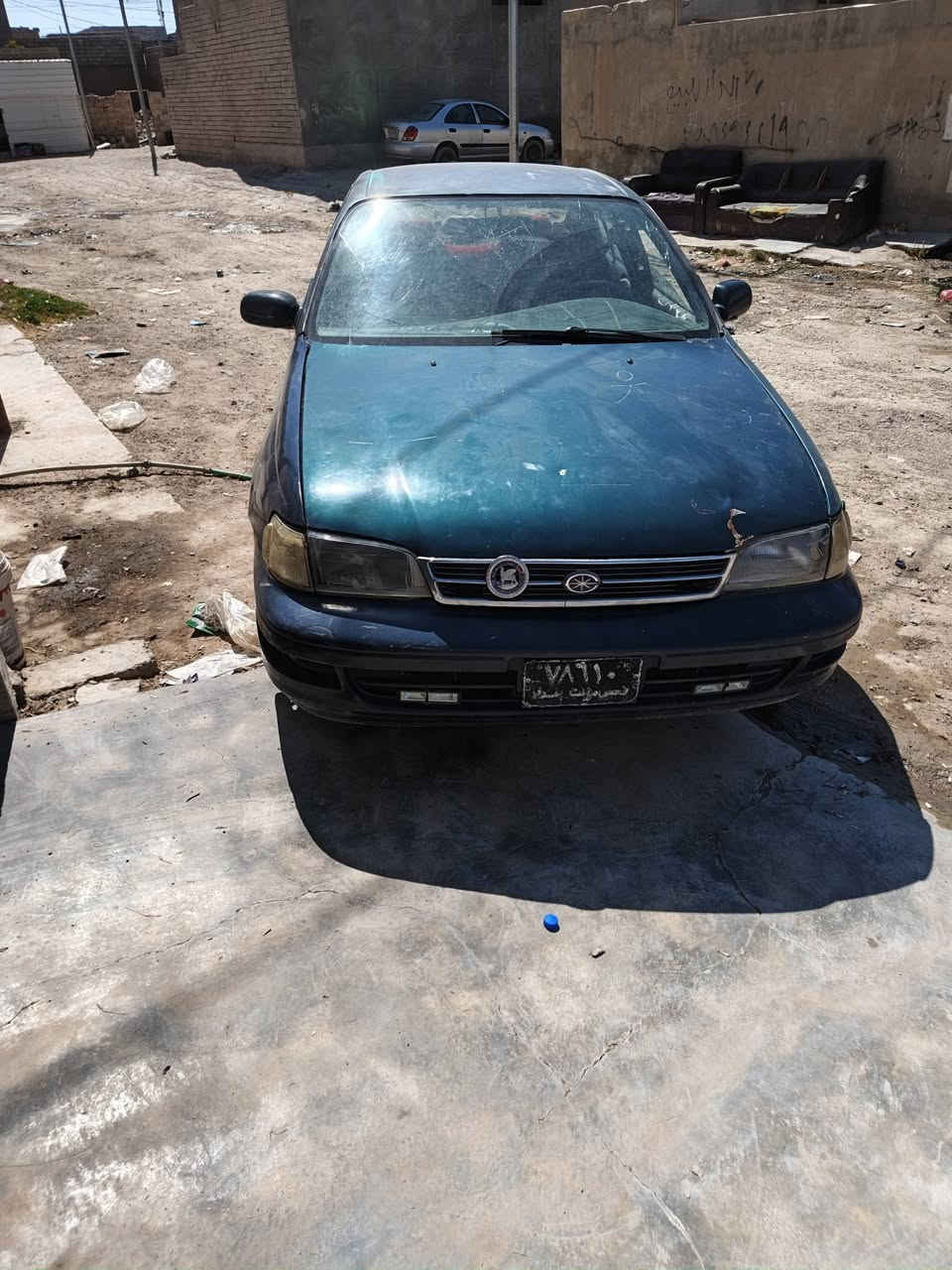 السلام عليكم للبيع كرونه موديل 95 رقم فحص بغداد المحرك بي تنقيص صدر جديد العنوان سامراء  السعر 22وبيهه مجال ***********
