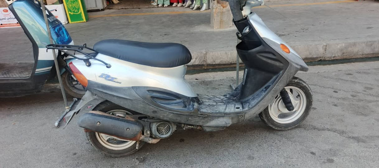 دراجة بيجي ٩زروف للبيع شرط جديد مال رمبة تحريكة معدل نار كلو شغال كهربائيات فول بلادي 
السعر ب٦٥٠ وبي مجال للشراي 
مكاني الايمن 
***********
***********
