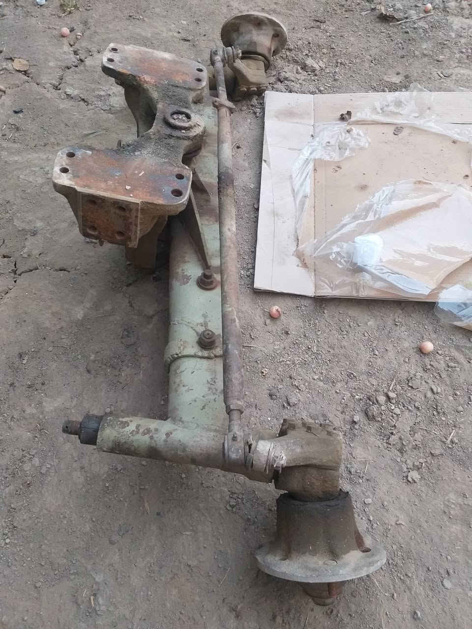 سدر كاروبة ٨٨عنتر للبيع الفلنجات شرط ما مفتوحات شركة بس الشفت يريد تجفيت  ***********
