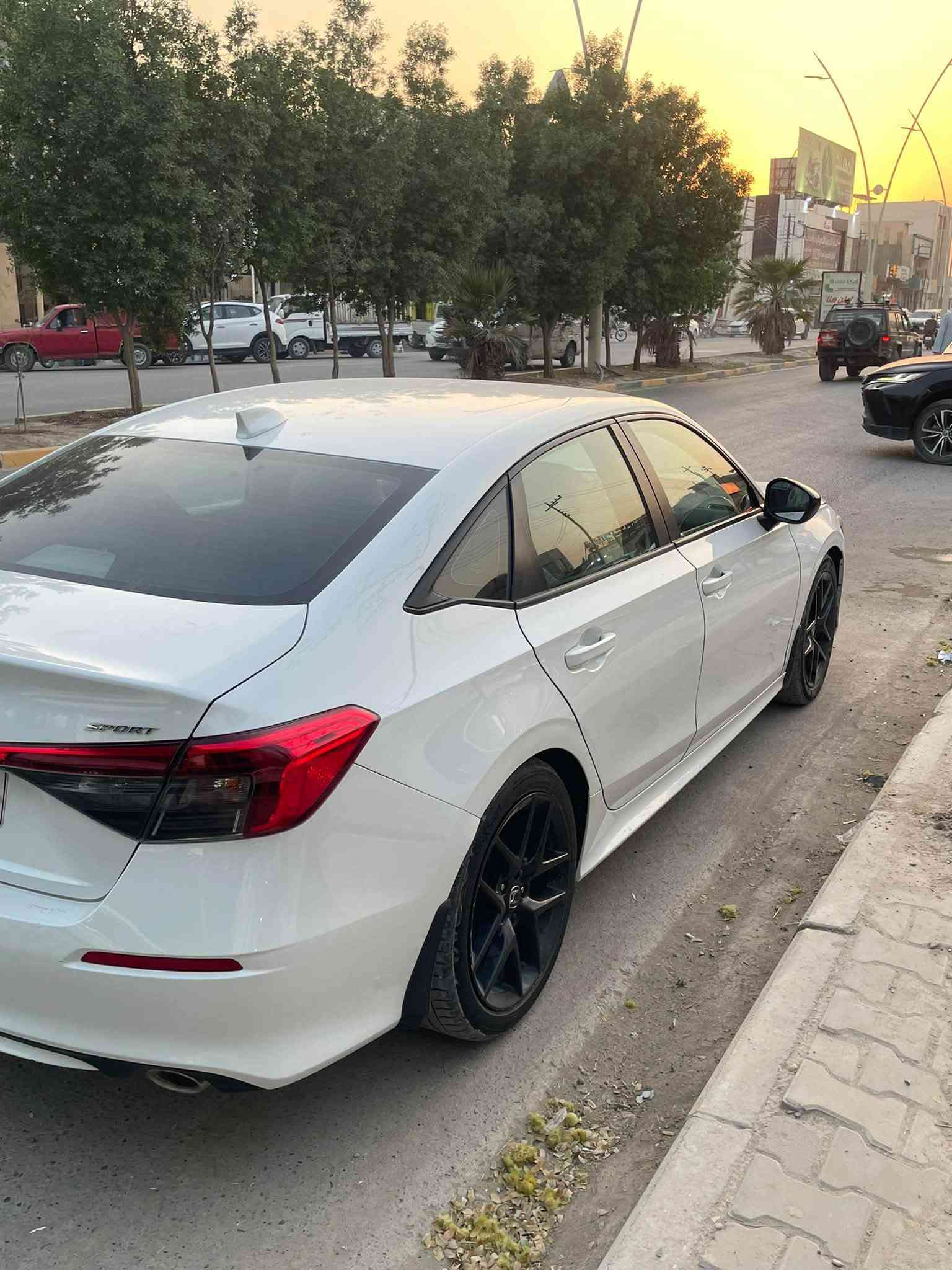 هوندا سيفيك سبورت 2022 محرك 2000تنفس طبيعي كلين بدون صبغ فقط دعاميه موضحه بالمنشور بدون دواخل  رقم اربيل بسمي ماشيه 63الف فول عدا الفتحه بصمه كرسي كهرباء جلد جديده بدون نقص السعر 139 بي مجال بسيط كلش مكاني سامراء ***********

نص مكتوب في الصور:
- 1 / 12 1:1 X BidCars bid.cars