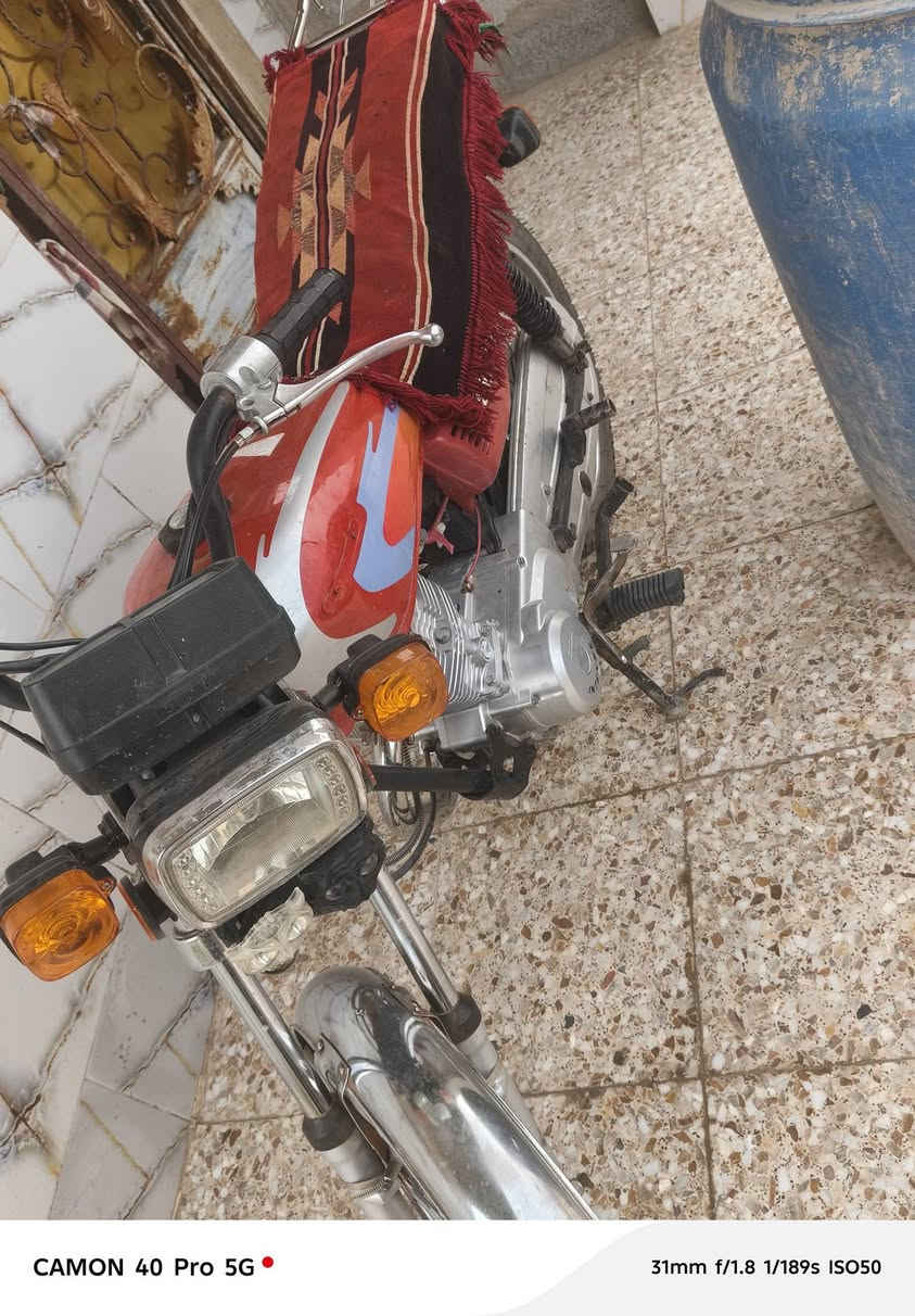 سلام عليكم دراجه للبيع ايراني نامه الصلي بدون وراق الشراي ينتصل ***********
