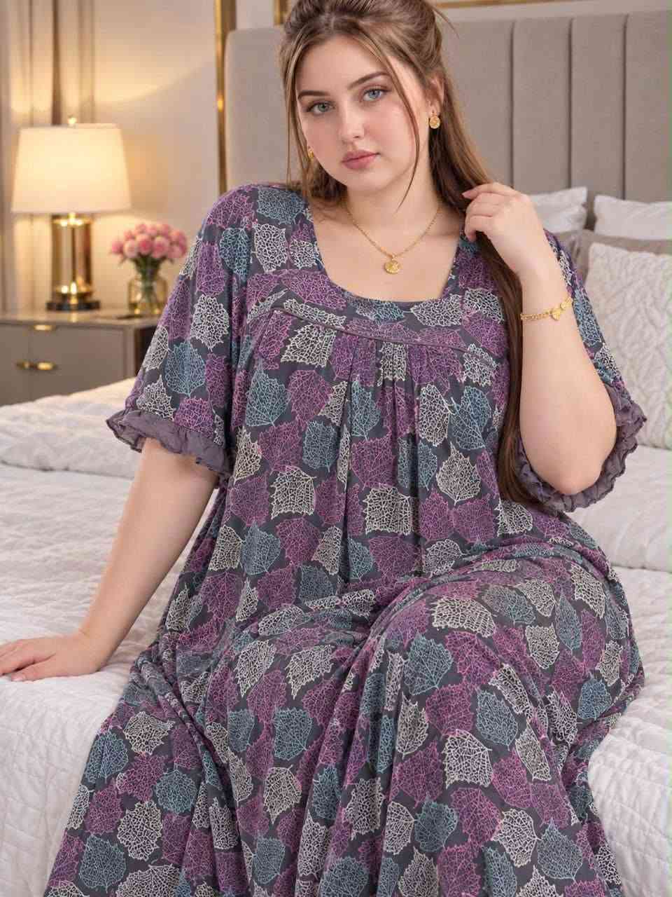 فانيله زبده خامه درجه اولى
▪️الدرزن ب 120 الف 
▪️قياساته 3XL  4XL  5XL  6XL
▪️نظام سيريات ممكن تنويع 3 موديلات بالدرزن 

للحجز والاستفسار  👈🏻***********
