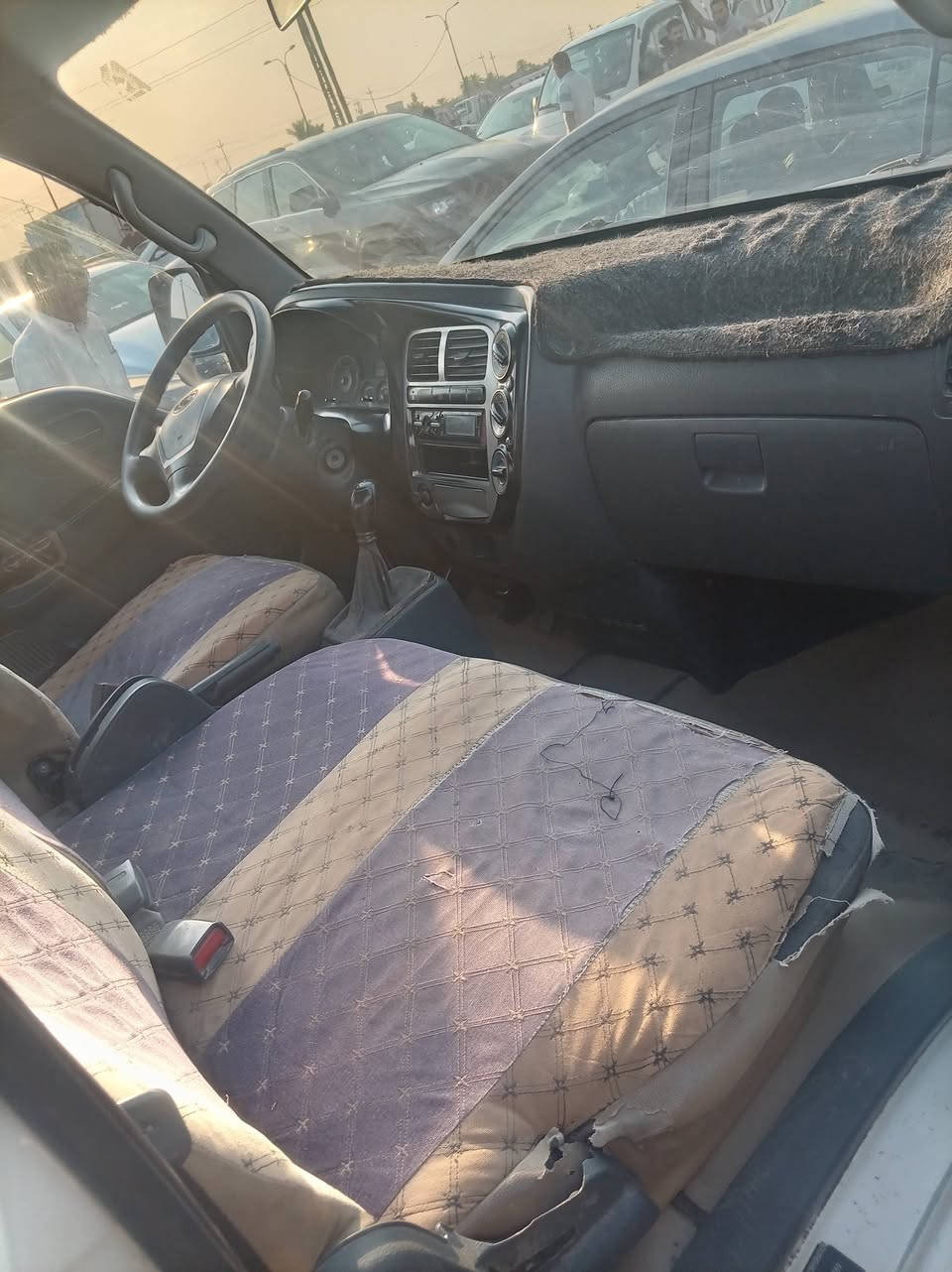 سلام عليكم
للبيع كيا عموشه ٢٠١٠
كير مكينه خير من الله
مكفوله من صبغ بيها بارد قليل موضح بل صوره
رقم شاصي مكفول
سعرها ٩٥ بيها مجال قليل
للا ستفسار ***********
