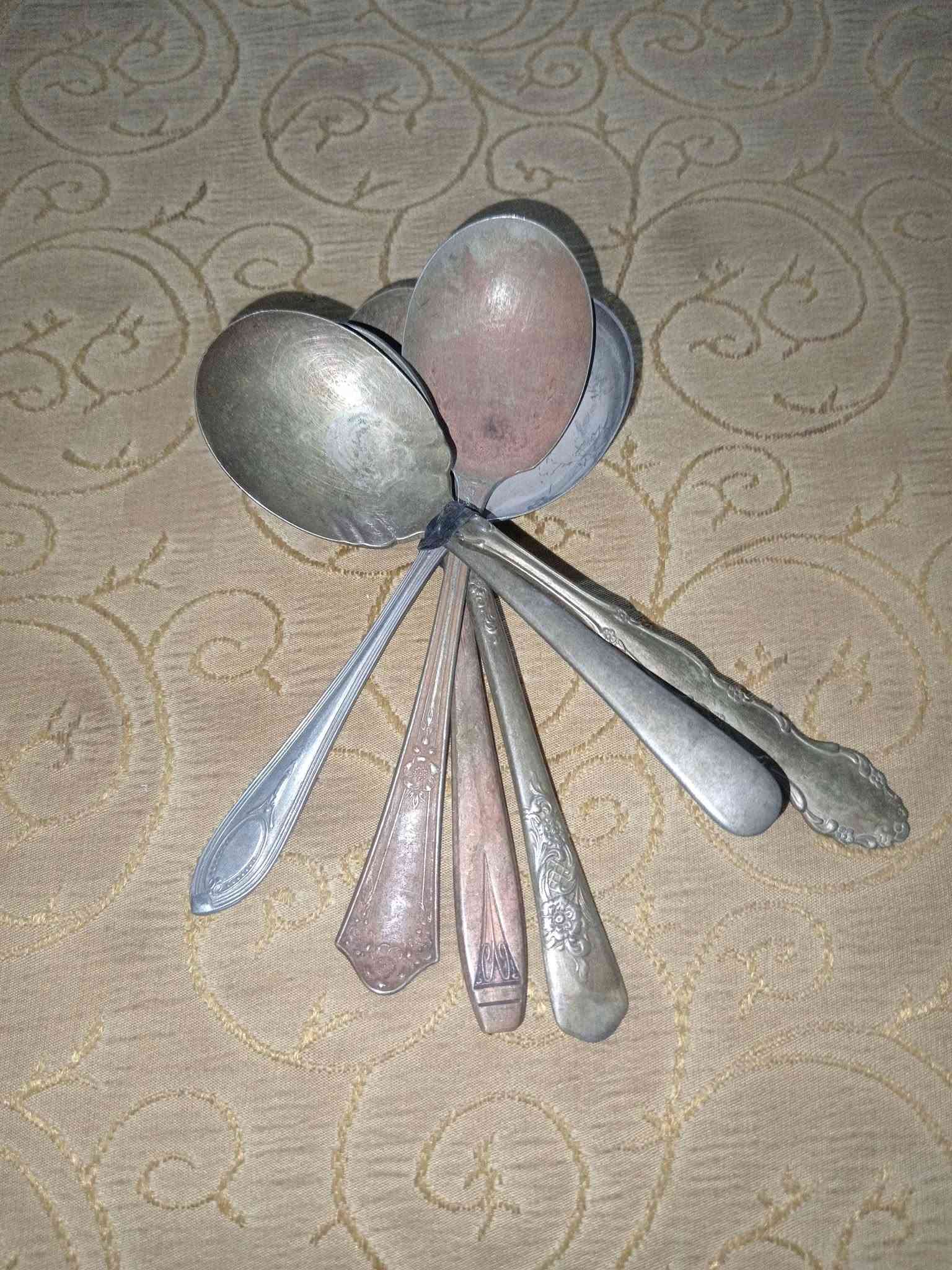 سلام عليكم
للبيع ابيعهن كلهن شلع 
3 هاونات زغار احجام مختلفه و7 خواشيك 
40 الف ويه توصيل
