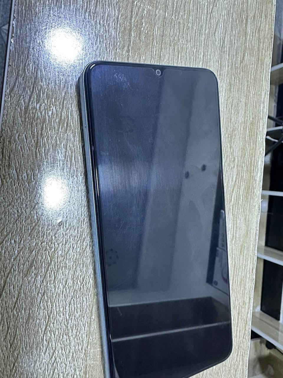فلات2 • ٢٥٦ • قابل للتفاوض