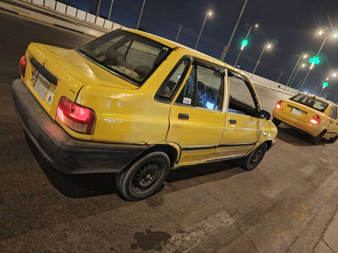 السلام عليكم لبيع سايب مكين وكير حدادي تخم تاير كهربائية شواصيها انضاف شاشه ليت زنون سيار جاهز وخير من الله مصفر هيه وغرامت عليه شي بصيط راعيه موجود مكان سيار كربلاء سعر 10 غير متوجد عل نت 
***********
