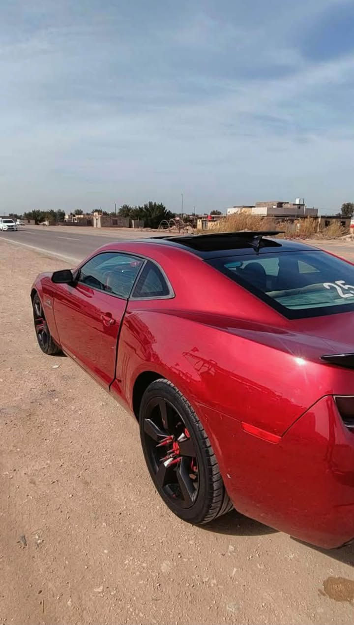 للبيع او المراوس
كمارو 2LT
6 سلندر
فول مواصفات
كشنات جلد تدفئة تبريد
فتحه سقف
تحكم ستيرن
تحكم بل مري
شفتات ستيرن
سستم صوت بوستن
شاشه كبيره تدعم الكار بلي
وبيهه دمام مضخم صوت
• كروز طرب 
الكهربائيات من الطول للطول
بلاد ع وضع الشركه
السياره كير مكينه حداديه
تبريد تخم تاير كفاله 
وارد كندي جاملغ وبنيد والجاملغ الثاني
• بي بارد شويه
رقم انكليزي مميز مشروع
وطني وين ماتريد احولك
مكانهه الديوانية الرقم
***********
ملاحضه السياره عوزهه جامه
باب ويده باب فقط

نص مكتوب في الصور:
- 25
- 2eng_97
