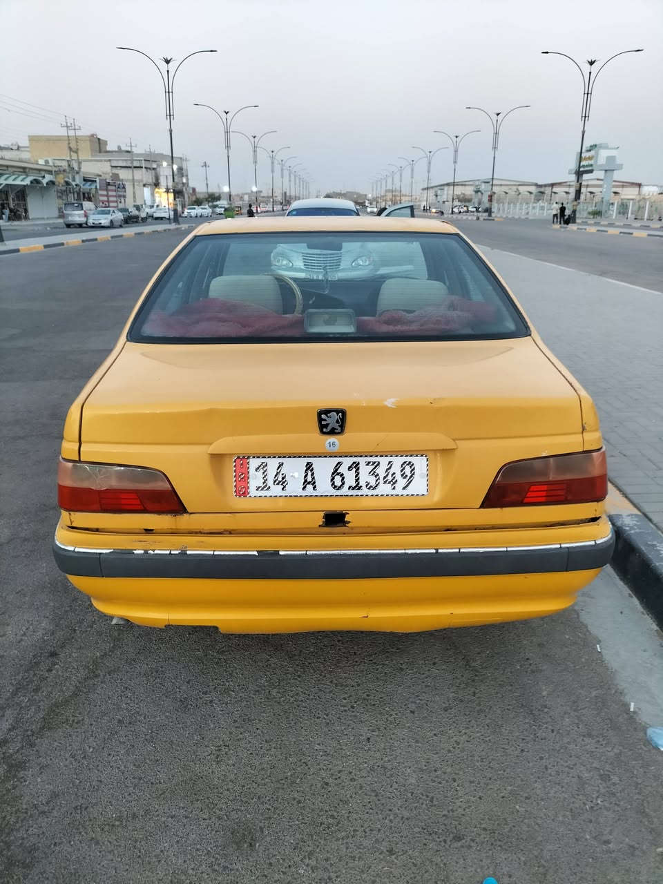 السلام عليكم
بيجو 2016 باسمي السعر المطلوب 26ورقة  واليجي يشوف حياه الله  العنوان البصرة حي المهندسين رقم الهاتف *********** عمار
