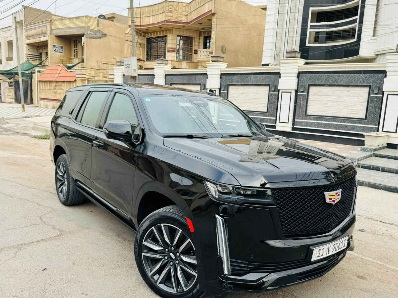 كديلاك سكاليد  2022 ( خـليـجـي )وكالة
المسافة المقطوعة 50 اسبرسو 
رقم بغداد بسمي هزه وفحص جديده 
بيها كارت جاملغ خلفي فقط الباقي كفاله 

رقم الهاتف ***********

معروضه 555 وبيها مجال 

1-حجم المحرك 8 سلندر 6200. 
2-سقف شامو 36 سماعة اسپريسو ناظور ليلي 
3-سقف بانوراما. 
4-زينون عالي ناصي آصل. 
5-جنطة كهرباء. 
مساج كشنات تدليك
6-بصمة ابواب وتشغيل عن بعد. 
7-خاصيه جعل المحرك 4 سلندر اقتصادي. 
8-كامرات ميحطيه 360 درجه. (٥)كامرات. 
9-اشاير مري.قابله للطيء. 
10-رادر جانبي مانع اجتياز+رادر امامي. 
11-سستم صوت متكامل. 
12-تدفئة+تبريد المقاعد. 
13-جكات جوبلس صعود ونزول. 
14-حساس امامي+خلفي. 
15-ويل مقاس 22 بلاك توب. 
16دجات صعود جانبي كهرباء شفط.  
18-المقاعد الخلفي شفط كهرباء. 
19-كونترول تبريد خلفي منفصل. 
20-شاشات عرض خلفيه. 
21-فور ويل درايف. ٤*٤. 
22-مقود كهرباء. 
23-الكراسي كهرباء. 
24-خزن ميموري لكرسي السايق. 
25-اوتو ستوب. 
26-هاند بريك بصمه. 
27-تحديد مسار. 
28-داتو شو شاشه ليزري. 
29-تبريد مناخي. 
30-تحكم ستيرن جهتين.
