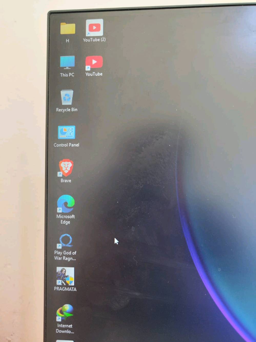 مراوس او بيع
asus rog ally نسخه الكستريم
شاشه گيمنك. raptor fhd 180hz
HUB متعدد المنافذ
مكاني بغداد
