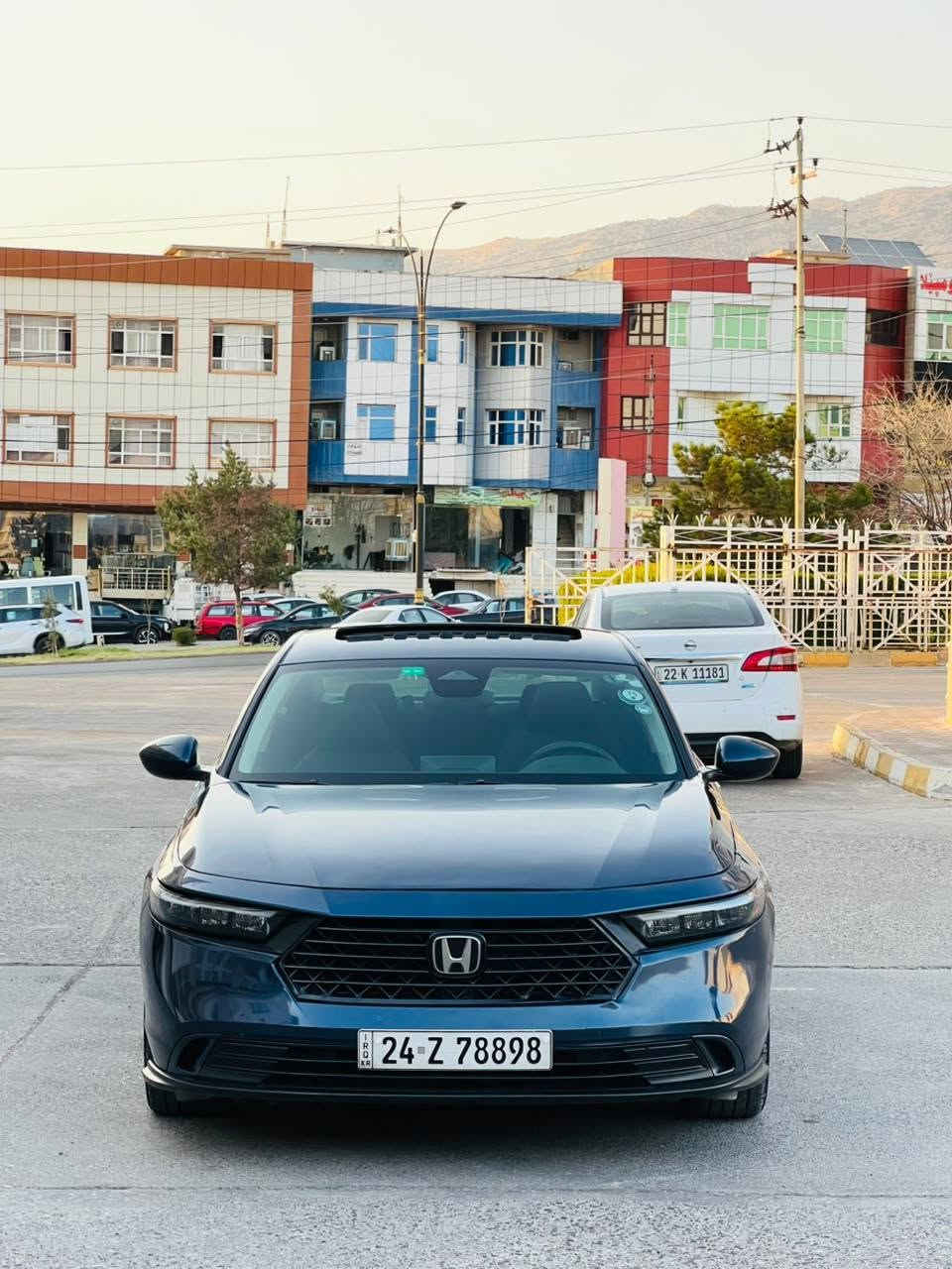 البيع
هوندا أكورد موديل 2023 فول مواصفات

كبس بجم بدون ایربایك شرکە وسلیمە
* محرك 4 سلندر 
* فتحة سقف.
* شاشة لمس
* كاميرا خلفية.
* تشغيل بصمة 
* تشغيل زر.
* دخول ذكي.
* مقاعد كهربائية.
* تدفئة وتهوية للمقاعد.
* ذاكرة لمقعد السائق.
* مثبت سرعة راداري.
* نظام المحافظة على المسار.
* تحذير النقطة العمياء.
* حساسات خلفية. 
* نظام صوت Bose.
* جنوط رياضية ألمنيوم.
* تحكم بالمقود.
* بلوتوث.
* مكيف أوتوماتيك ثنائي التحكم.
میكنه ومحرك 15 تیربو بنزین
قطعتین بولیند وجملغ خلفی 
بدون بجم و دواخلی وایربایك كلهم سلیمه
الممشى: 40 میل
رقم ومکان. دهوك
153 قلیل بها معاملە
فقط اجاوب عبر اتصال واتساب 
ما اجاوب رسایل
***********
