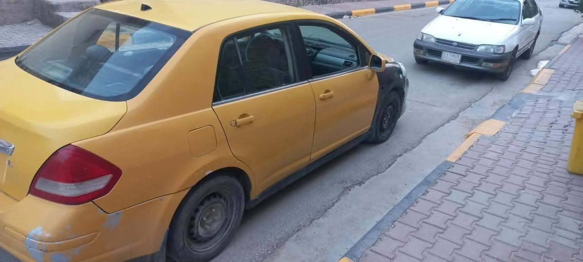 نيسان فيرسا 2008 امريكي سياره مثل ما بصوره  مكينه وكير  مكفولات حداديه مكان سياره كوت مركز المدينه ‏‪***********‬‏  السعر 38بيها مجال قليل
