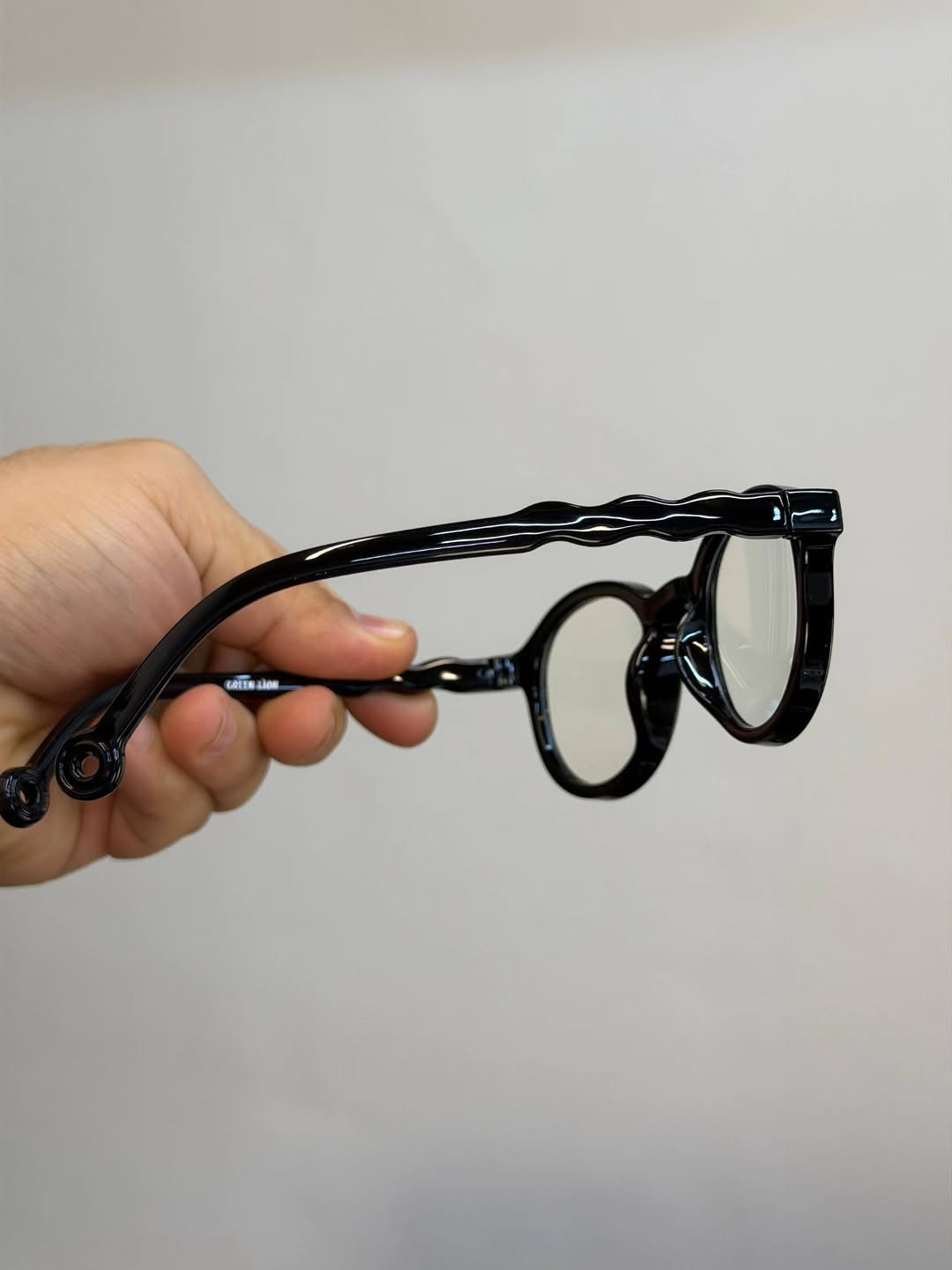 نظارات فلتر اطفال • حماية UV400 • توصيل العراق