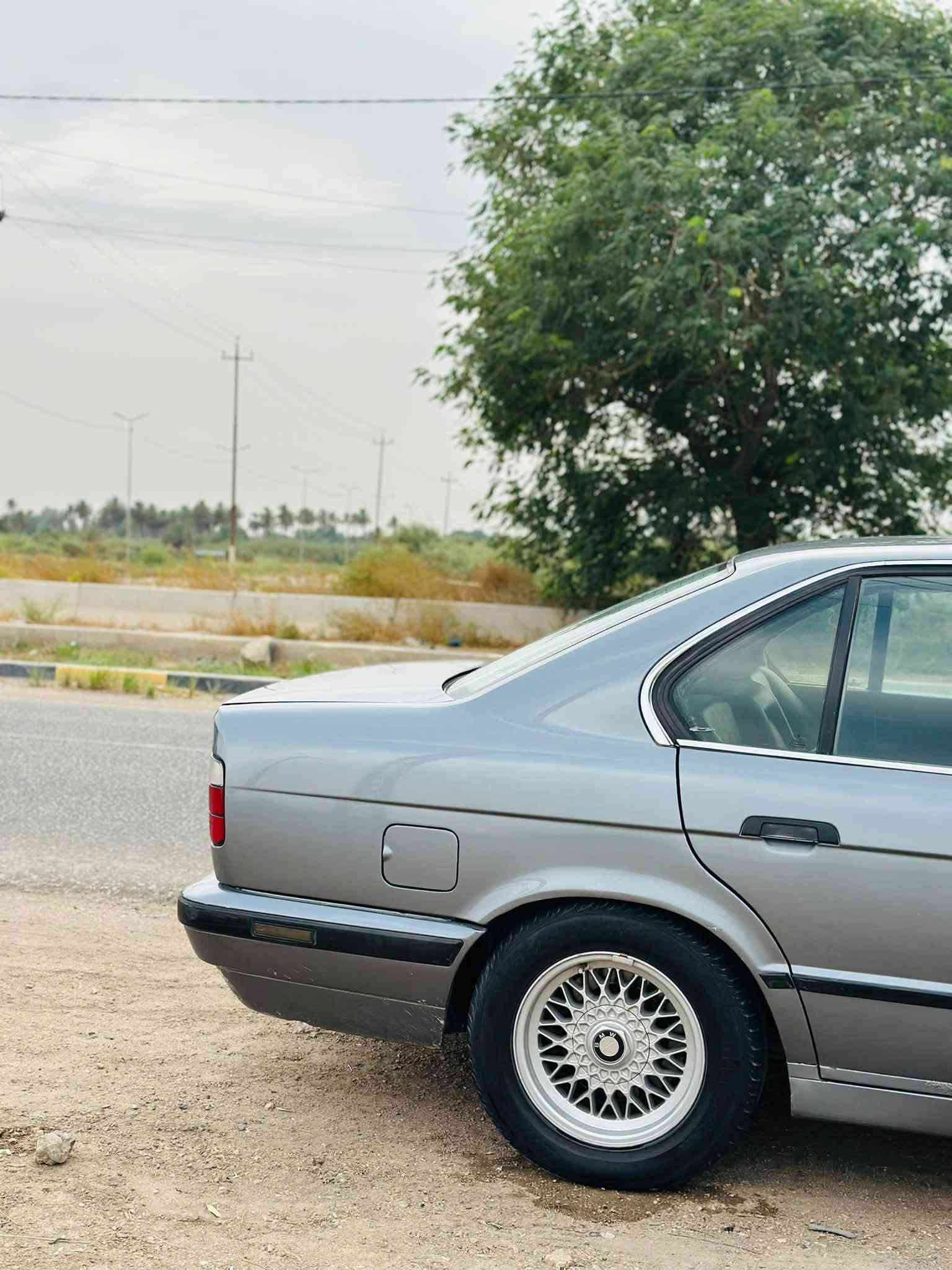 بي ام 525 • ١٩٩٣ • رقم أربيل