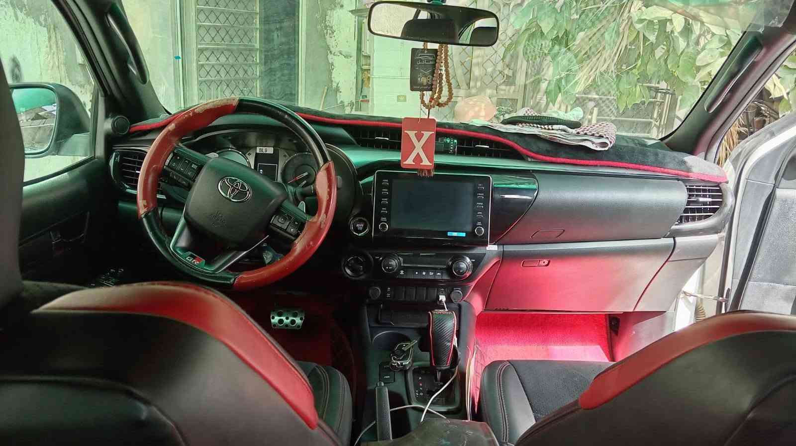 *🏆 للبيع - TOYOTA HILUX GR SPORT 2023 🏆*

السلام عليكم
تويوتا هايلوكس GR سبورت للبيع (كويتي) 

*✅ التفاصيل:*
- الموديل: 2023 GR SPORT (اعلى فئة)
- اللون: ابيض صدفي 
- المحرك: 2.8 توربو سوبر  (كاز)
- الممشى: [89071]
- الضرر: مثل ما موضح بالصورة
•. الرقم:  اربيل 22
*✅ المواصفات:*
ويل 18 GR اسود / حساسات / كاميرا خلفية / كامرة امامية/ مقاعد جلد / بصمات 2 / دخول ذكي / شاشة كبيرة / لايت زنون LED / نظام مانع انزلاق / شفتات ستيرن

*✅ السعر:* [37,000 دولار] وبيه مجال

*✅ العنوان:* [بغداد ابو غريب]
*✅ للاتصال:* *********** واتساب
--
