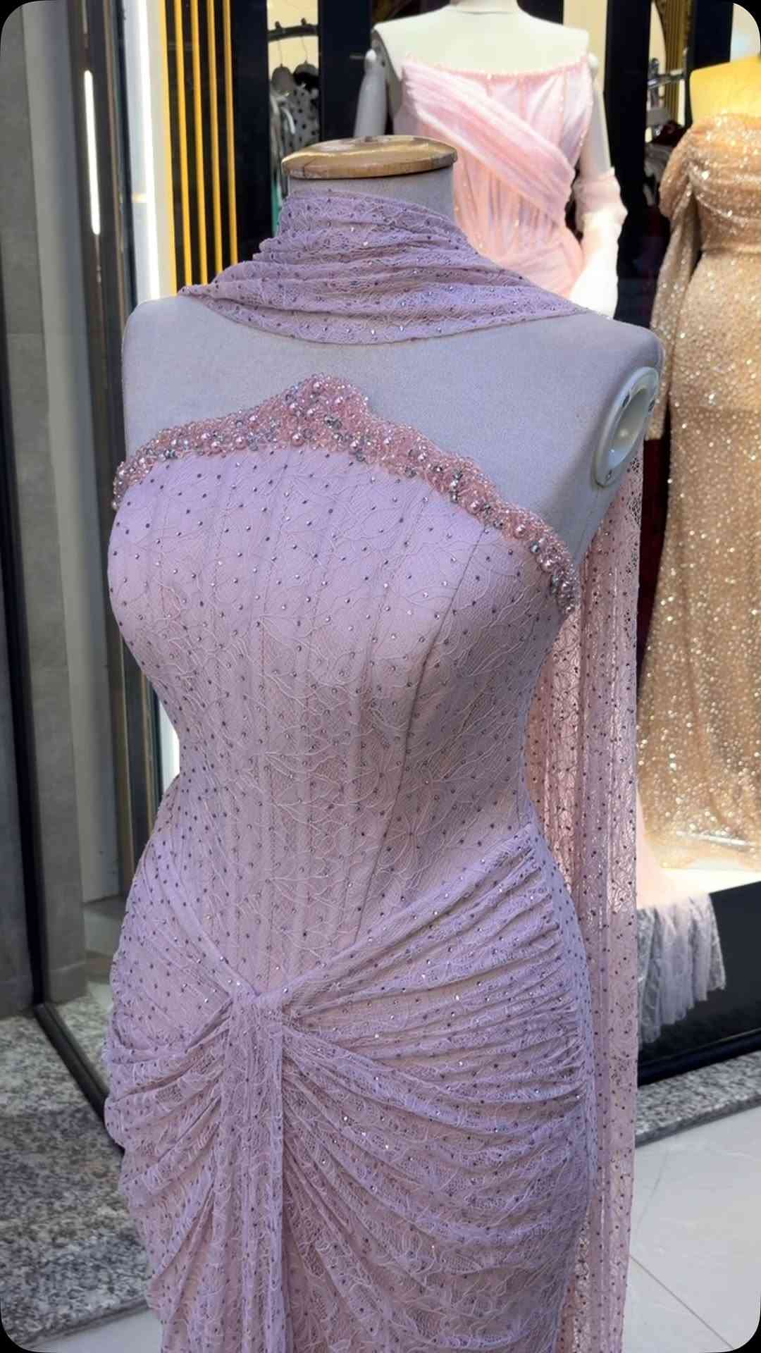 متوفر يحللوات بدون فلتر من تصوير بوتيكنا الجميل 🩷🥺 ومتوفر توصيل لكل المحافظات عنوان البوتيك الموصل حي المثنى داخل عمارة البسملة موجود بالبوتيك 🩷💕 اسم البوتيك براق مدة التوصيل يوم او يومين ان شاء الله @enku.brand
