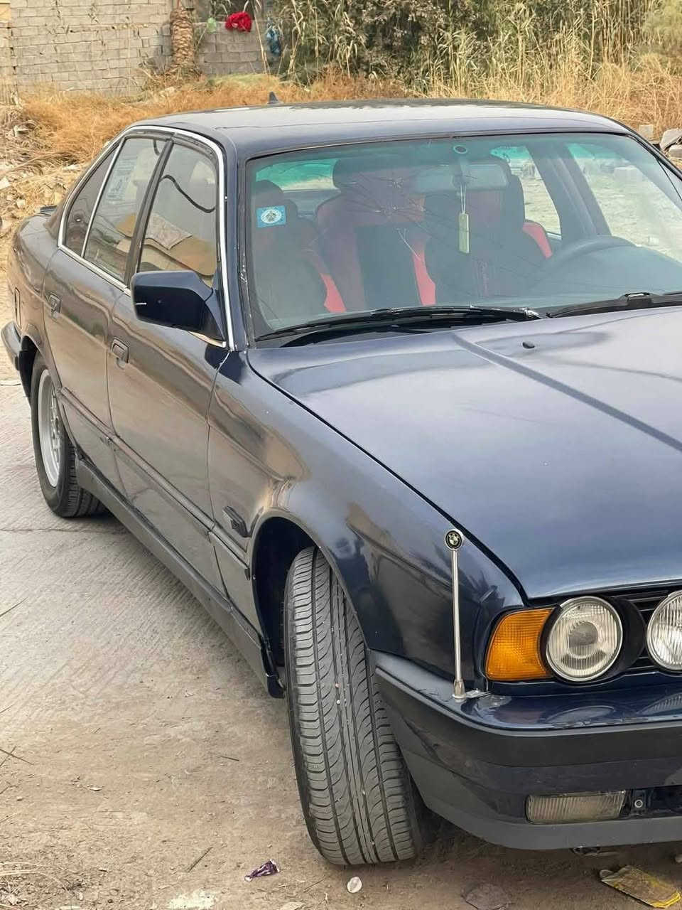 مكلف بنشر (مختص بنشر اعلانات لسيارات باسعار رمزيه )
 بي ام دبليو  موديل 1989 كير محرك 535 بلادي كله مكفول تبريد مابيه نقص كمبريسر تايرات تخم جديد حداديه جديده كهربائيات كله شغاله بيه منضومه زنون 
سعر 45 وبيها مجال
 مكان الناصريه مركز 
***********
