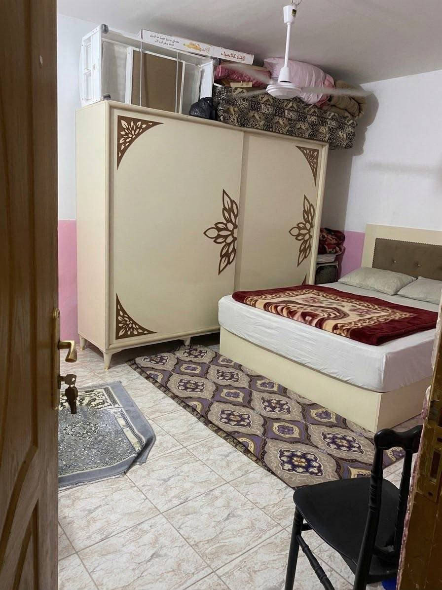 بيت الرهن 
مساحته 80متر 
مكان نداء شارع مجمعات 
سعر رهينه 15
ستفسار ***********
