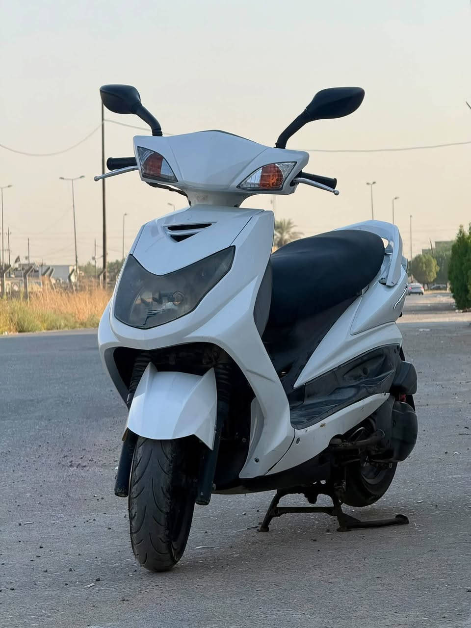 سكنس فحل نوزل خطين سكليتر الدارجه جديده كلش وستخدام شخصي شي قليل ماشيه ٢٣الدراجه مابيه اينقص مكينه خرسه متنسمع شلعه معدال تخبل كهربيات كله شغاله وين متحب افحص او جيب فيتر وياك وبلعافيه ع ياخدها مكان بغداد البياع اوراق منفيس بيه السعر ٨٥٠
***********
