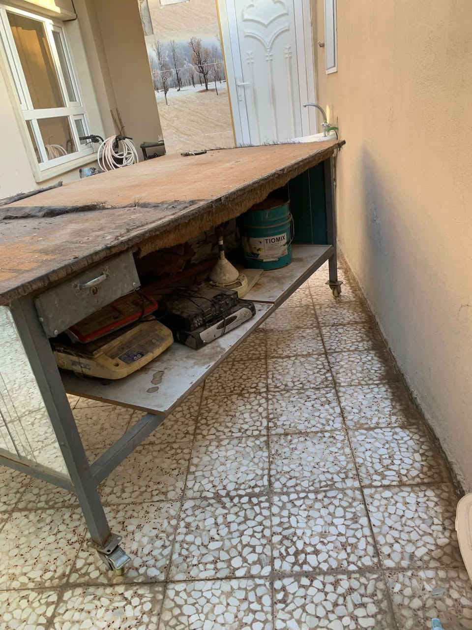 ميز  جام سعر ١٧٠ و بي مجال تواصل واتساب ***********
