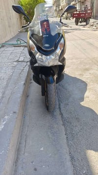 PCX جيل اول • ١٥٠ • ياباني اصلي