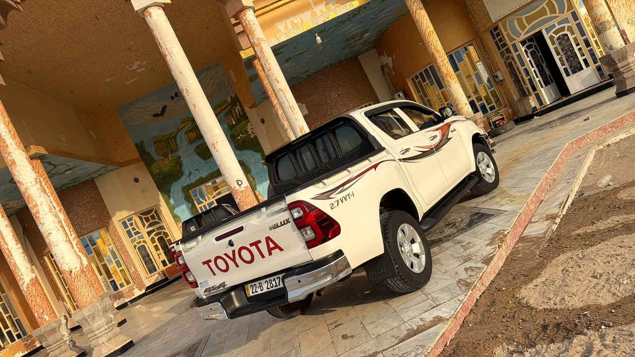 السلام عليكم للبيع بيكم هايلوكس فرويل كاز 2021 كفاله عامه مكينه ورقم جديد جاهزه السعر 260 ورقه 
العنوان البصره ***********
