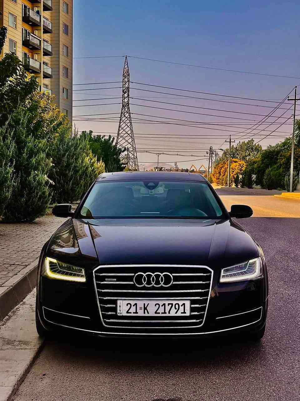 audi a8L 
مۆدیل ٢٠١٦ 
فول مواسەفات 
١٣٥هەزار ڕۆشتوە 
نرخی ١٧٥ گەڵا 
هەمو گیانی بەشەرت 
***********
