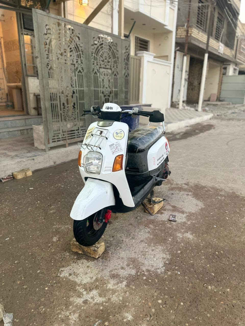 للبيع 
ماكس بوليس كابريتر مكينة بلادية سلف بلادي نكرة سلف هندر كهرباء كلة شغالة اشايل شغالة شلعة معدل مكينة ناعمة حيل اي نقص مابية اورقة كاملة عنوان امين الثانيه  سعر 600 وبيها مجال تواصل ***********

