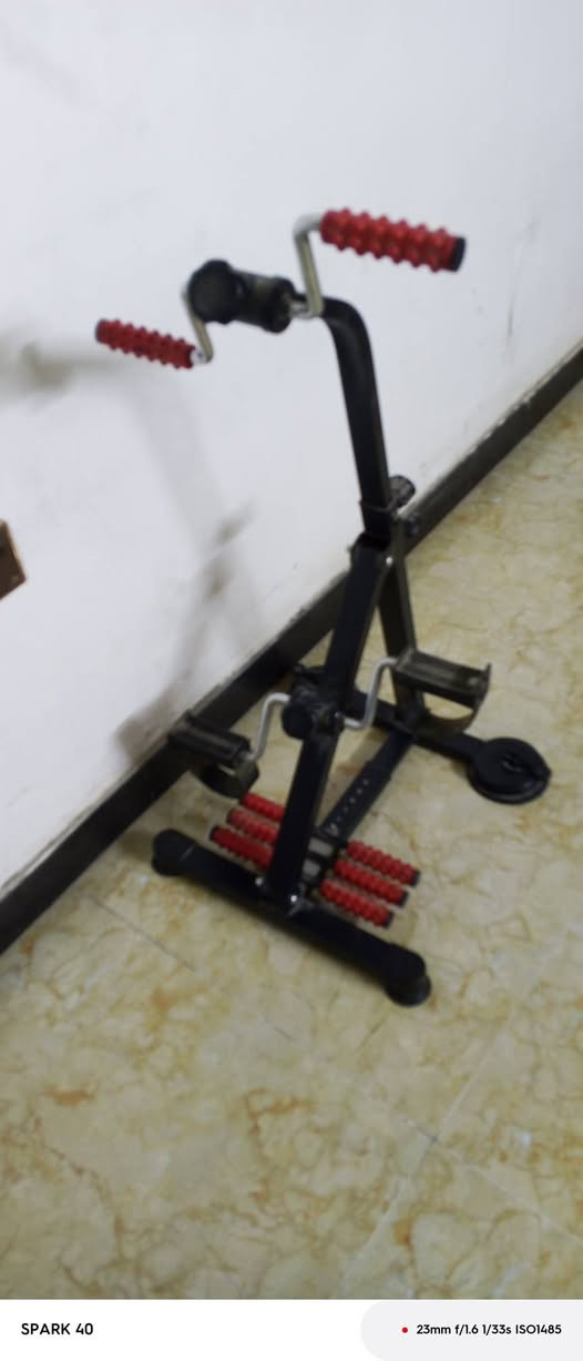غراض للبيع
قلايه 20 
مكنسه غسل زوالي ب60 
بايسكل 20 
فلتر ماء نظيف جدا ويه فلاتر جديده 30 
محجر دراج اربع قطع 30 
مكان الامين الثانيه ***********
