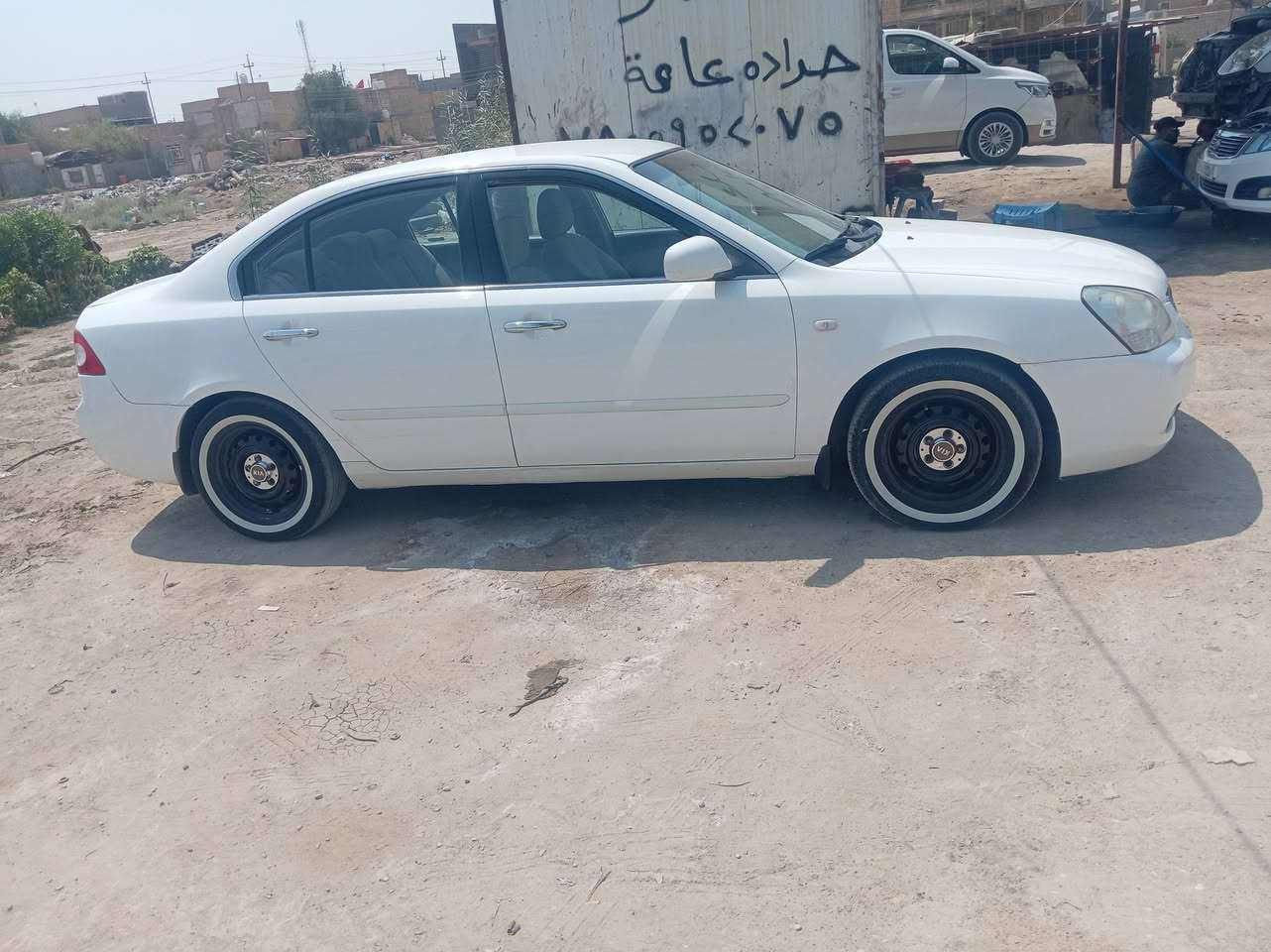سلام عليكم ورحمة الله وبركاته اوبتيما ٢٠٠٦ مكينه سته سلندر ٢٧٠٠ للبيع السياره بيهه صبغ هلالات وتبديل قبق جنطه أثر دحجه السعر ٩٥ وبيهه مجال قليل للاتصال*********** رقم ذي قار تحويل مباشر المكان ناصريه فضليه
