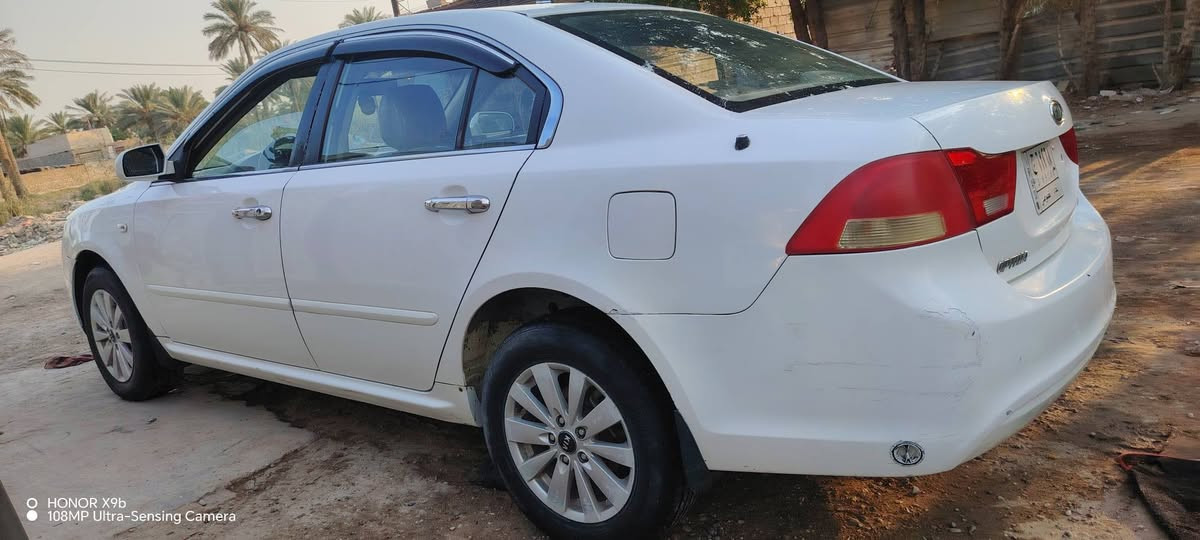 السلام عليكم سياره اوبتما 2009 خليجي للبيع السياره بيها جاملغ الأيمن الأمامي نص صبغ بدون دواخل السيارة كير حداديه محرك تخم تاير تبريد خير من الله السياره بيها منضومه مال غاز السعر 110 العنوان حله حي العسكري شارع 80 رقم الهاتف *********** السياره بسمنه غير متواجد ع فيس
