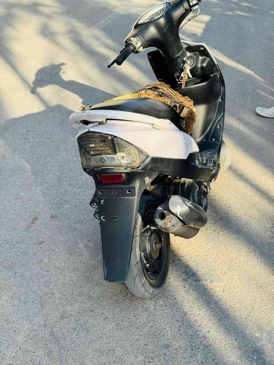 السلام عليكم ماكس عدله للبيع بوشه 55
الدراجه معلكه ولف بس الدراجه زينه 
بيها كلجات رياضي وصالنصا رياضي 
السعر 450ألف وبيها مجال تعال وتدلل 
رقمي وبي واتساب ***********
من رخصة الادمن
